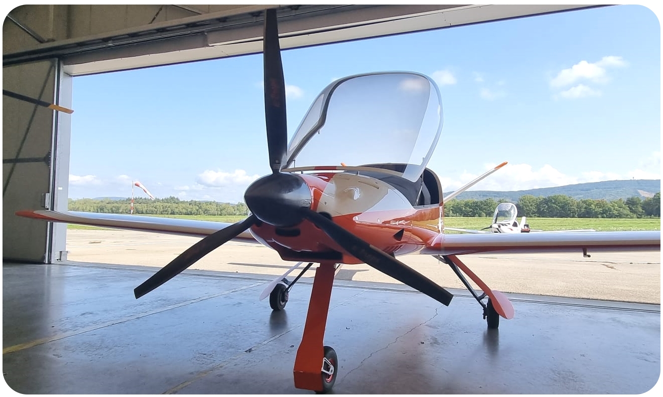 E-PROPS IN-FLIGHT VARIABLE PITCH PROPELLER GLORIEUSE