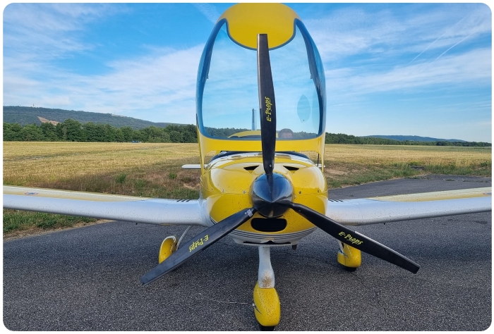 E-PROPS IN-FLIGHT VARIABLE PITCH PROPELLER GLORIEUSE
