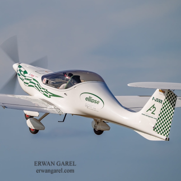 A2CZ ELLIPSE SPIRIT  3-blade propeller E-PROPS DURANDAL carbon 