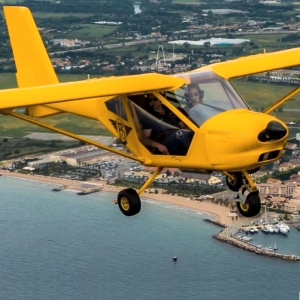 Hélices électriques 8x6-E - Lot De 4 En PC, Compatibles Avec Avions Télécommandés AEO Et Planeurs - Inclut 2 Hélices Normales, 2 Inversées Et 24 Rondelles